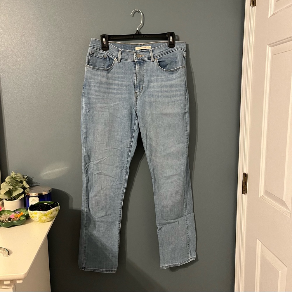 Levi’s Classic Straight Light Wash Jeans
